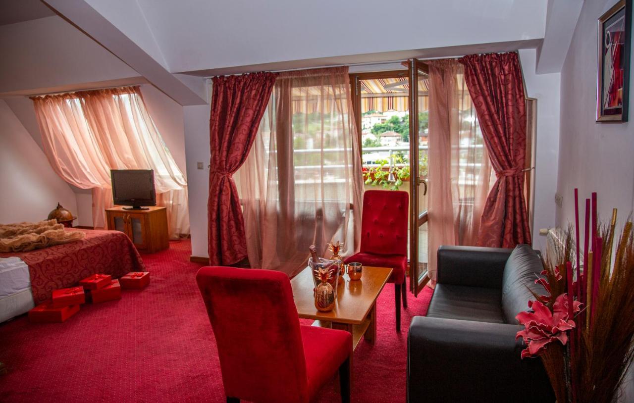 Mountain Boutique Family Hotel Devin Ngoại thất bức ảnh